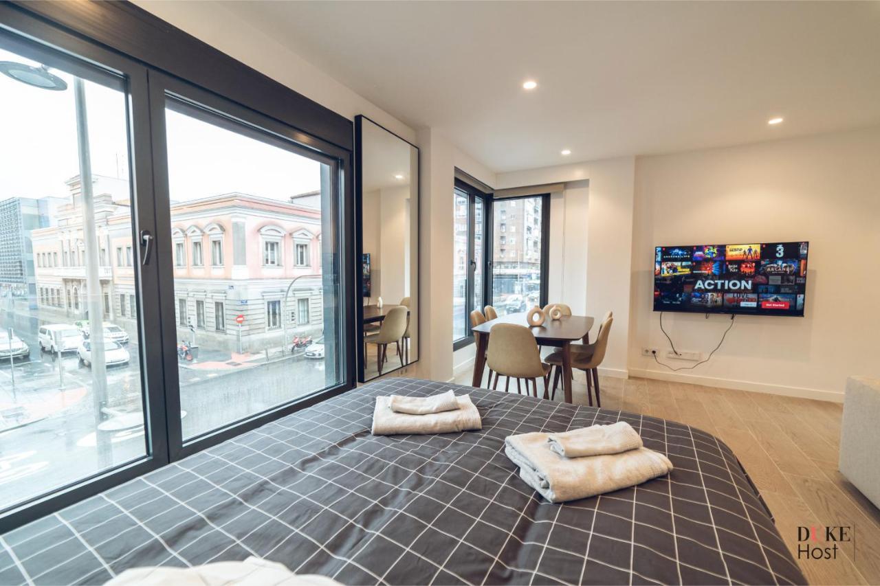 Castilla Luxury A Apartments Madrid Exteriör bild